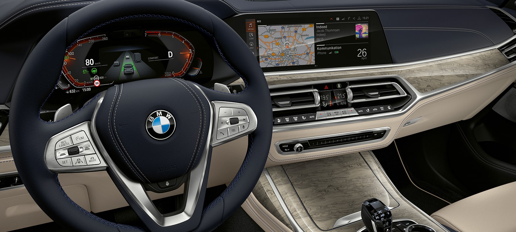 Ny teknologi i BMW X7 M-modellen BMW X7 Mmodell, førerplassen med fokus på kombiinstrumentet og førerpanelet, G07