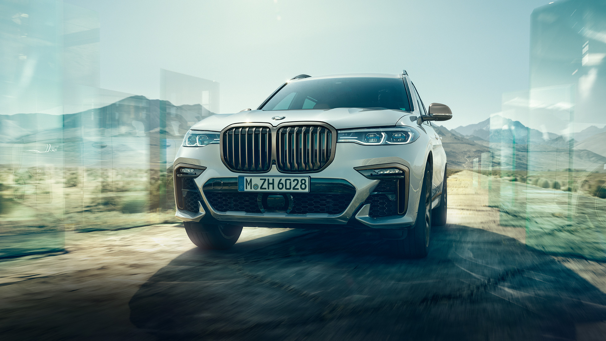 BMW X7 M50d sett forfra BMW X7 M50d i mineralhvit, sett forfra, G07, 2019