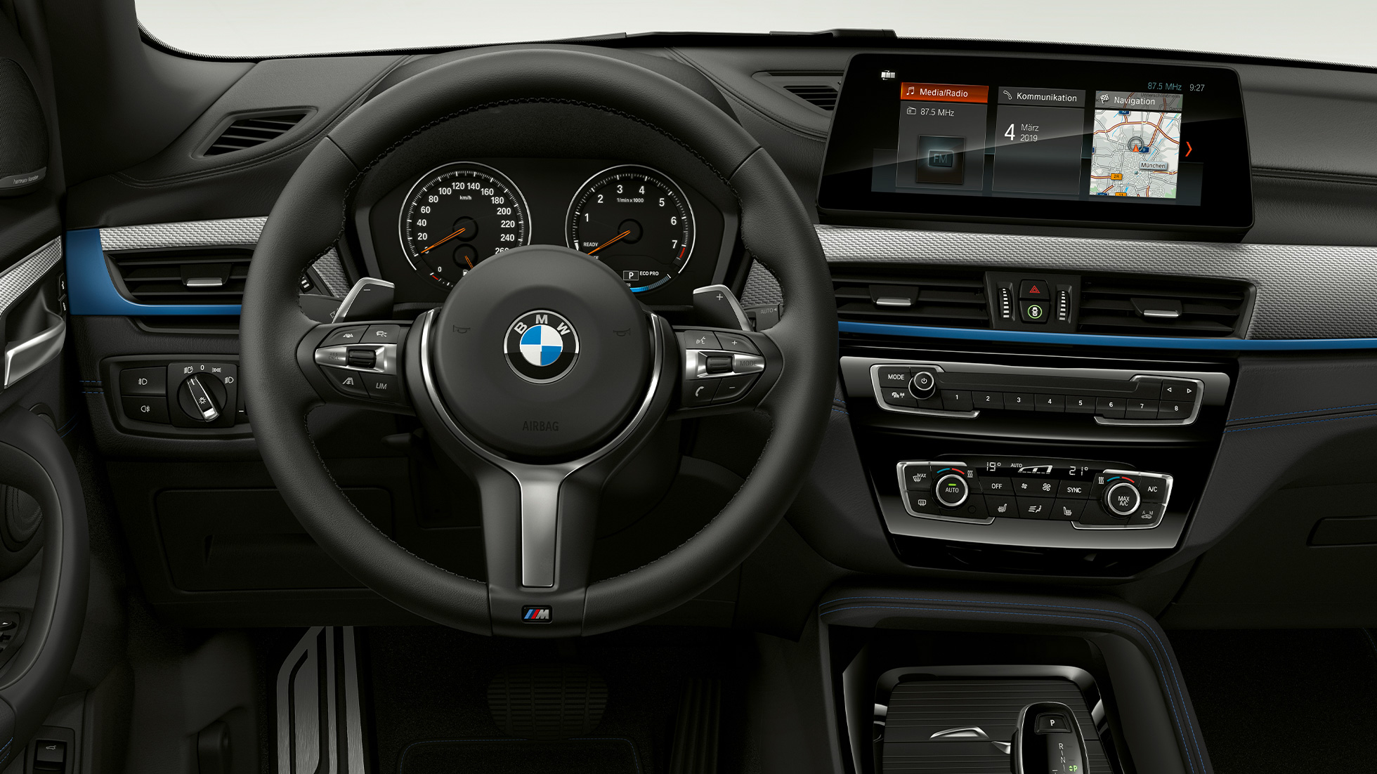 BMW X1, Model M Sport, interiør BMW X1, Modell M Sport, interiør med fokus på førerplassen