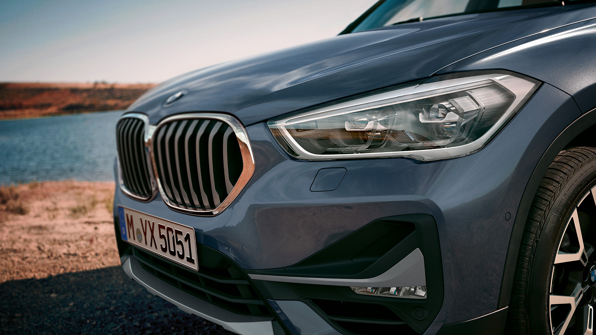 Adaptive BMW LED-lykter BMW X1, nærbilde av de adaptive LED-lyktene.