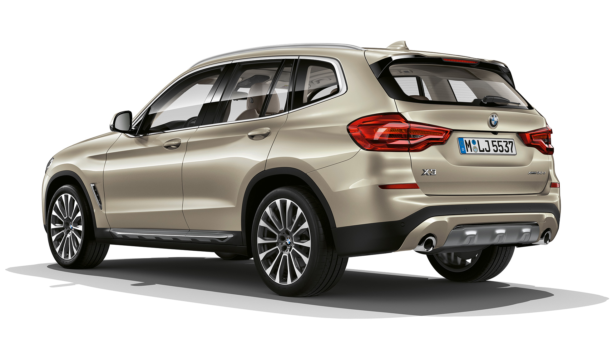 BMW X3 M40i, Model Luxury Line sett skrått bakfra BMW X3 M40i, Model Luxury Line sett skrått bakfra