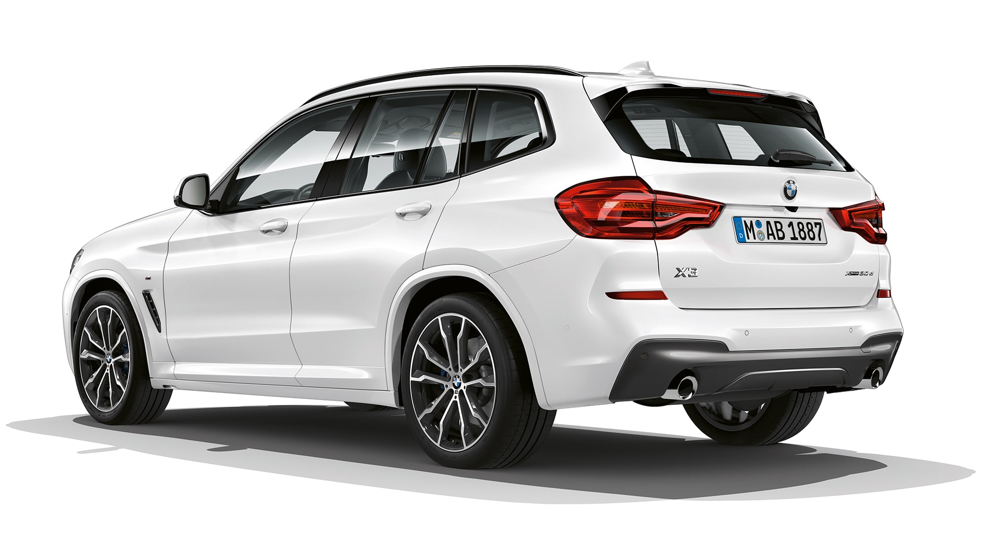 BMW X3 M40i, Model M Sport sett skrått bakfra BMW X3 M40i, Model M Sport sett skrått bakfra