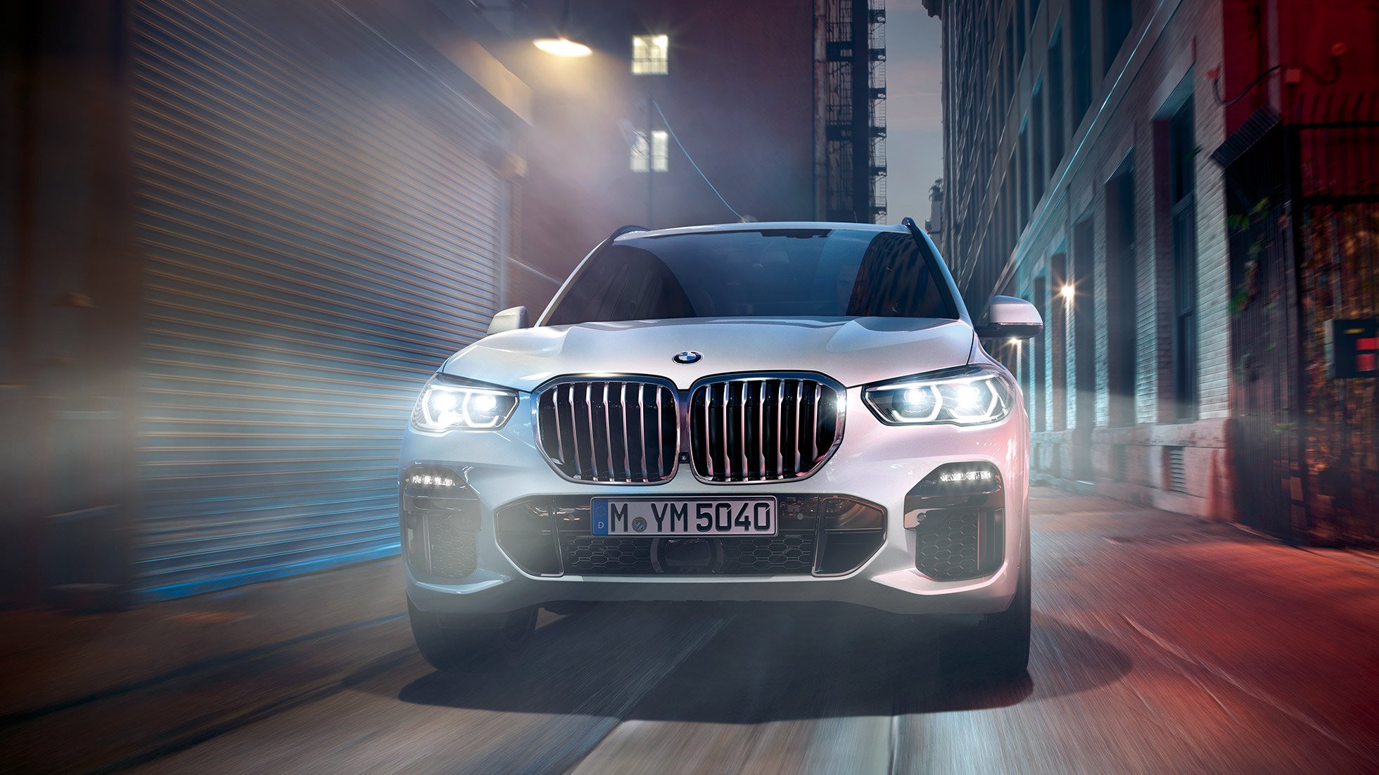 BMW X5 sett forfra BMW X5 G05 2018 Mineralhvit sett forfra