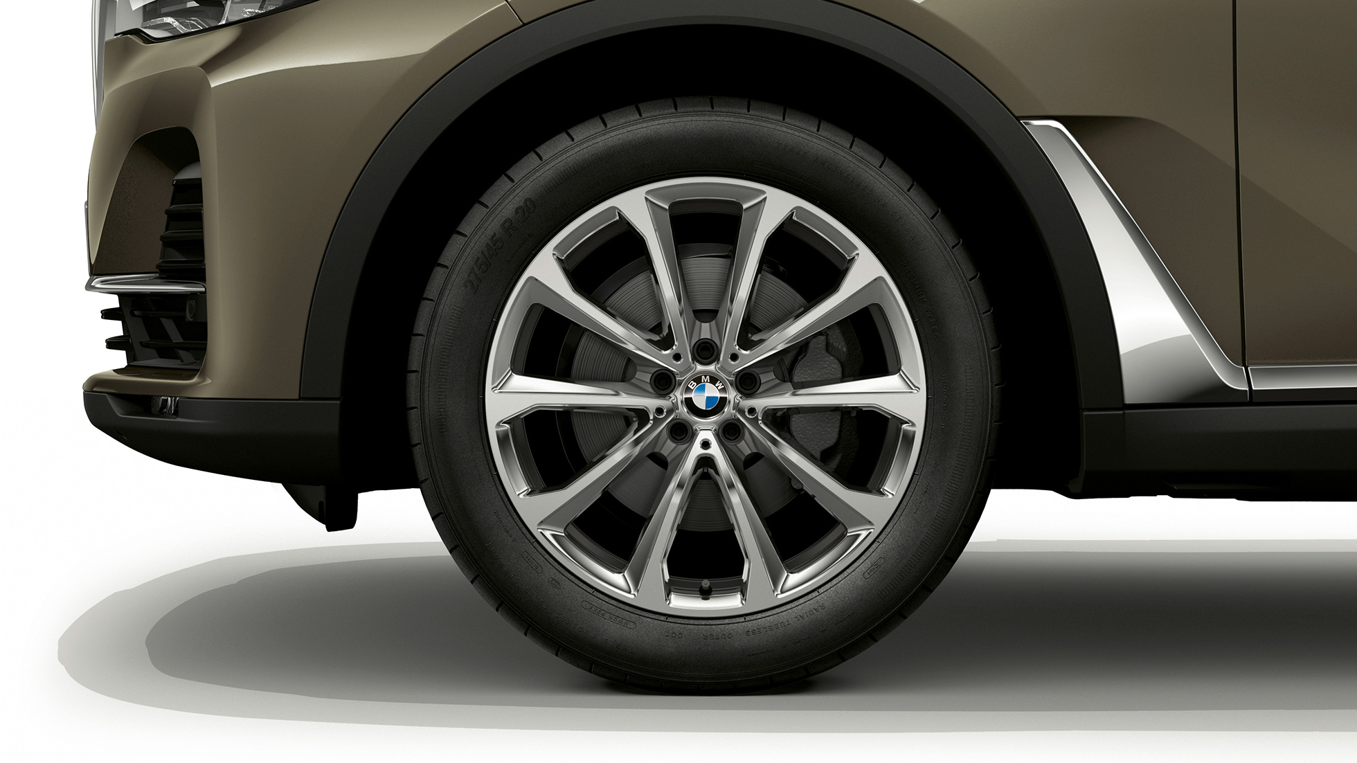 Lettmetallfelg på BMW X7 grunnmodell Nærbilde av lettmetallfelg på BMW X7 grunnmodell