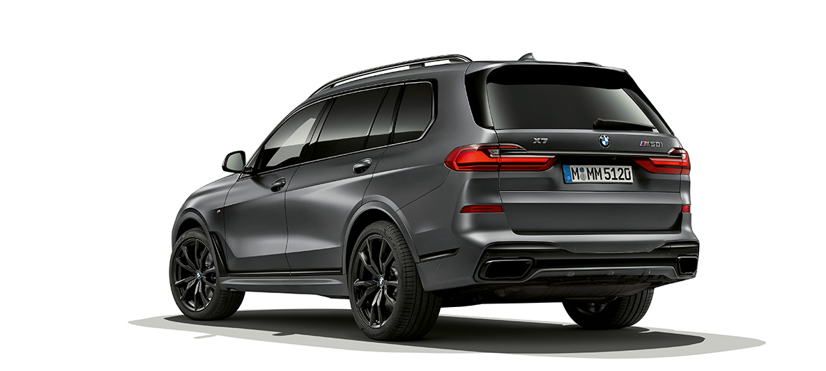 BMW Dark Shadow Edition sett skrått bakfra BMW X7 G07 Dark Shadow Edition sett skrått bakfra