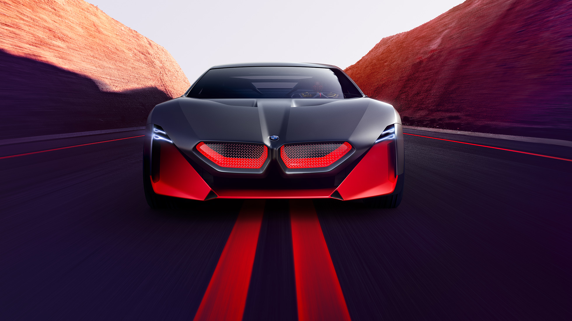BMW Vision M NEXT, sett forfra BMW Vision M NEXT, sett forfra, i fart