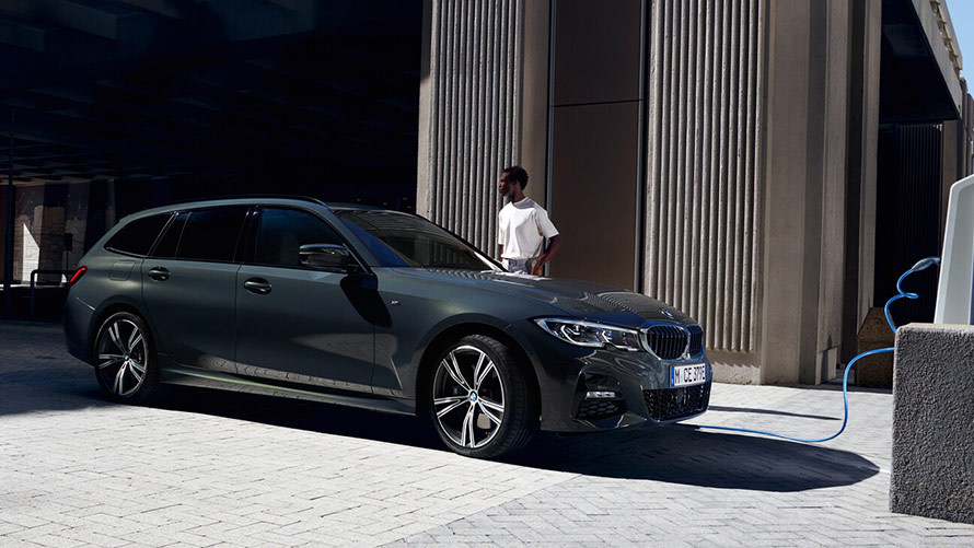 BMW 3-SERIE TOURING. BMW 3-SERIE TOURING.