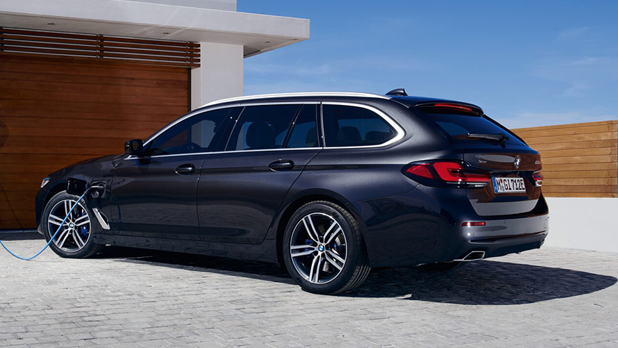 BMW 530e TOURING eDRIVE EDITION BMW 530e TOURING eDRIVE EDITION