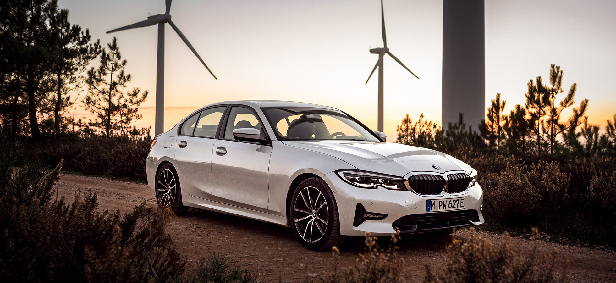 BMW 330e Sedan BMW 330e Sedan
