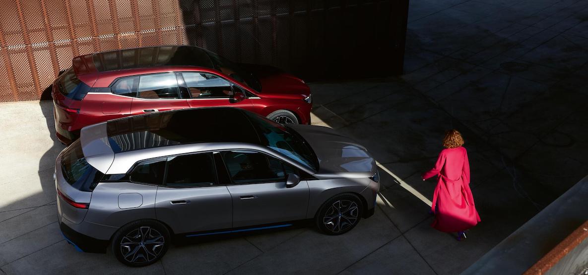 THE iX THE iX
