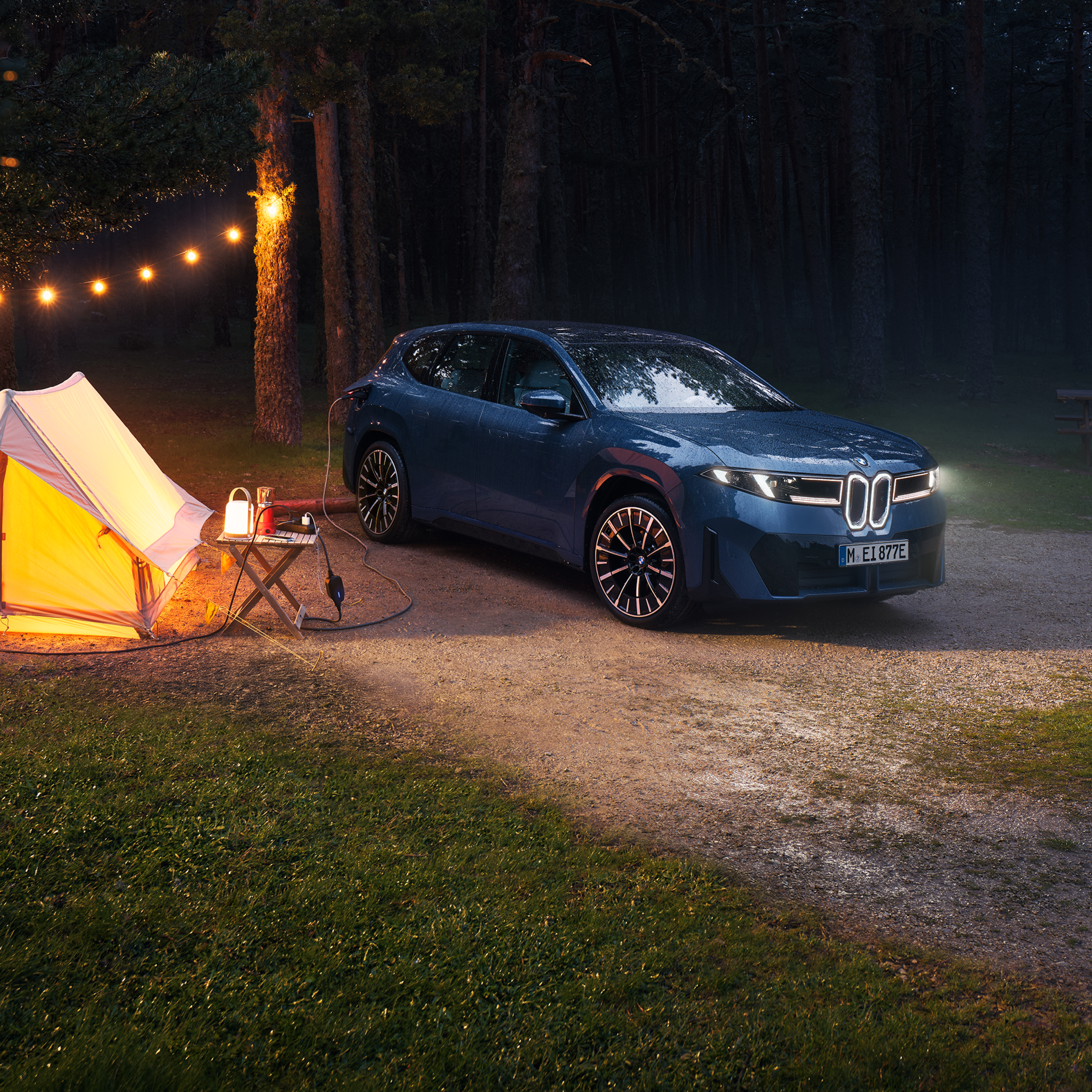 En BMW iX3 brukes til å betjene elektrisk campingutstyr