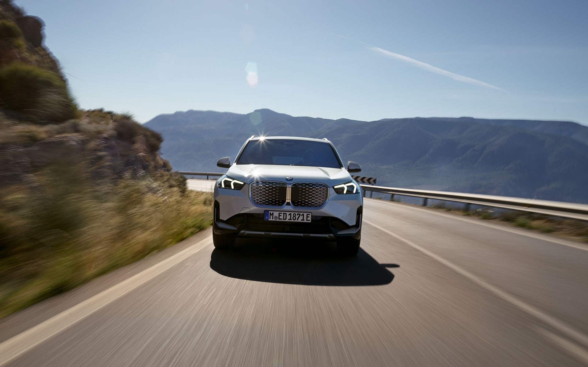 iX1 xDrive30 CHARGED