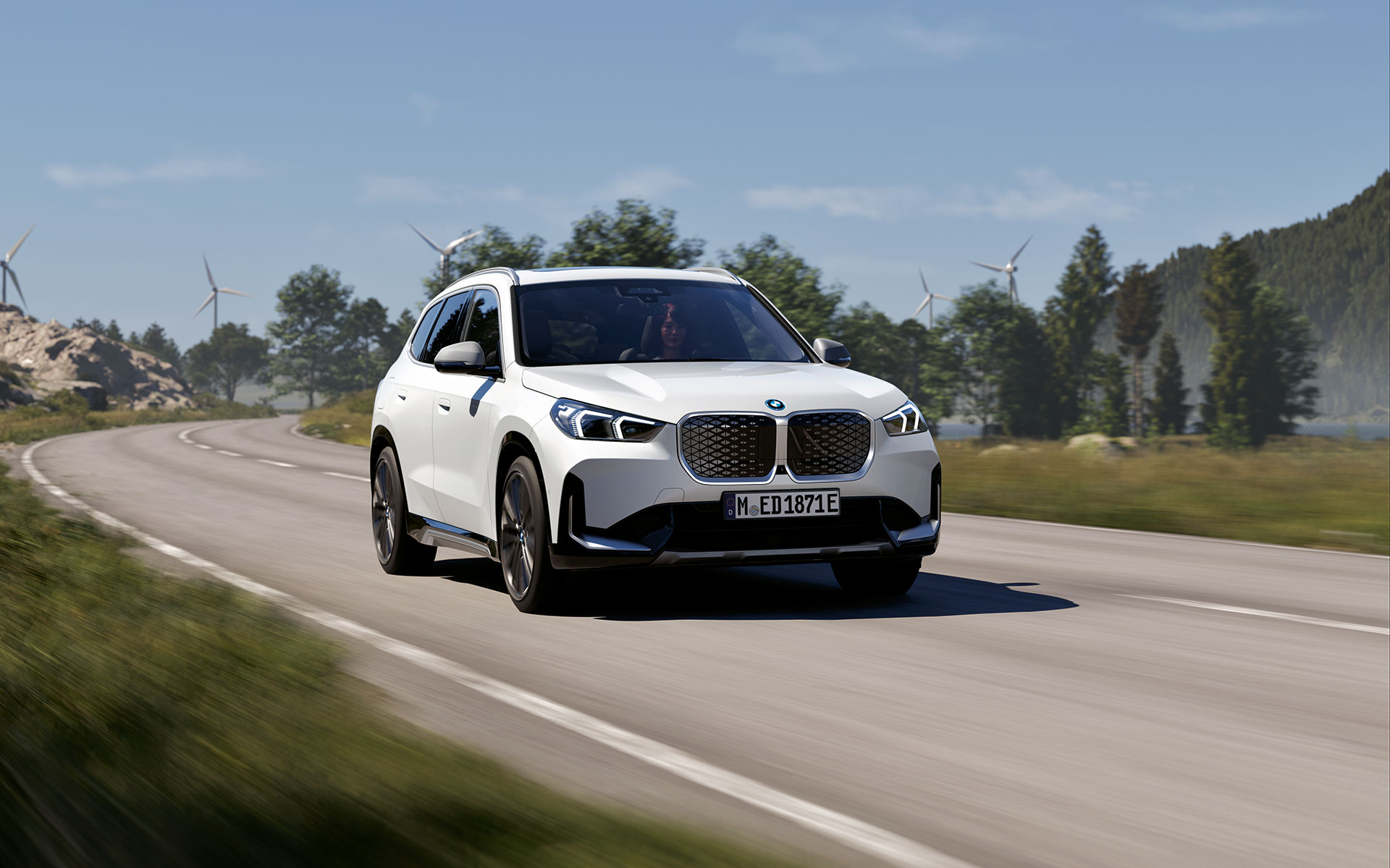  iX1 xDrive30 CHARGED PLUS