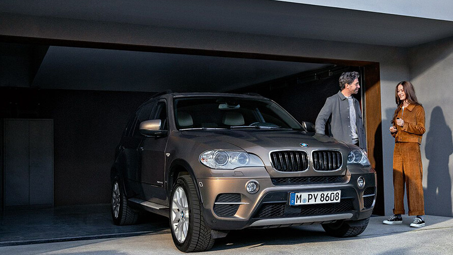 BMW Service 5+.