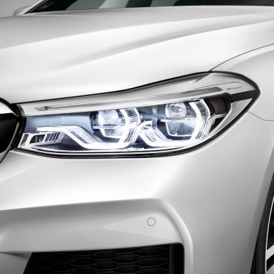 BMW 6-serie Gran Turismo G32 Video av panorama-glasstak BMW 6-serie Gran Turismo G32 2017 mineralhvit metallic Video av panorama-glasstak